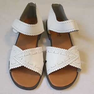 Romano Gail White Women's Sandals